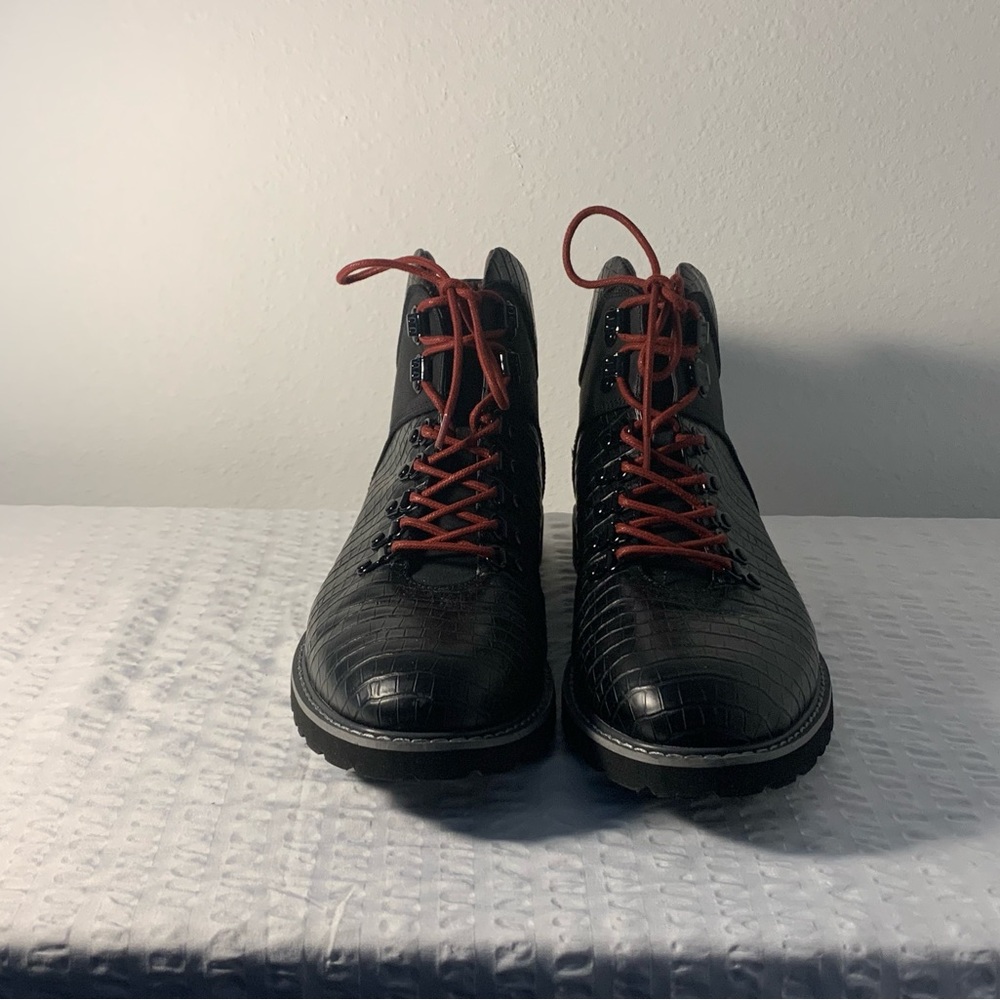 Guess Mens Black lace-up boot “faxon” size 12